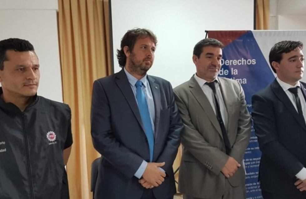 Abogados, contadores y escribanos detenidos por estafas millonarias en el sur santafesino