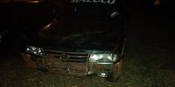 El vehículo terminó con daños materiales mientras que los jóvenes resultaron ilesos\u002E