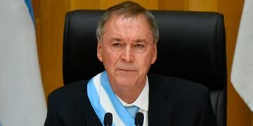 El Gobernador eximirá a los municipios del pago por cuatro meses\u002E