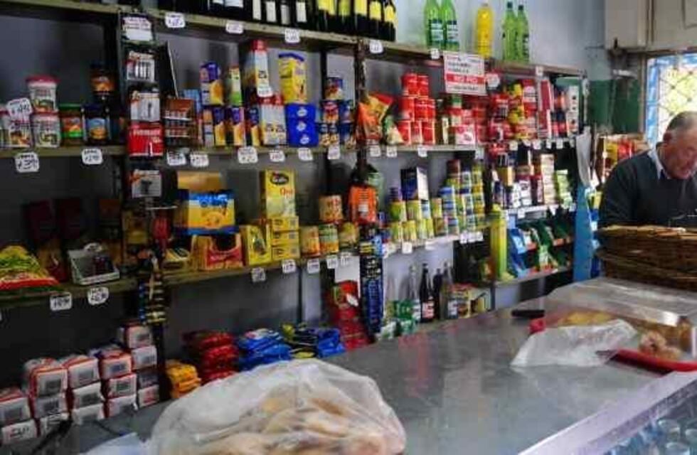 Almaceneros de Córdoba denuncian falta de alimentos por demoras de entrega