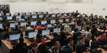 El Gobierno entregó el software del escrutinio provisorio a la oposición