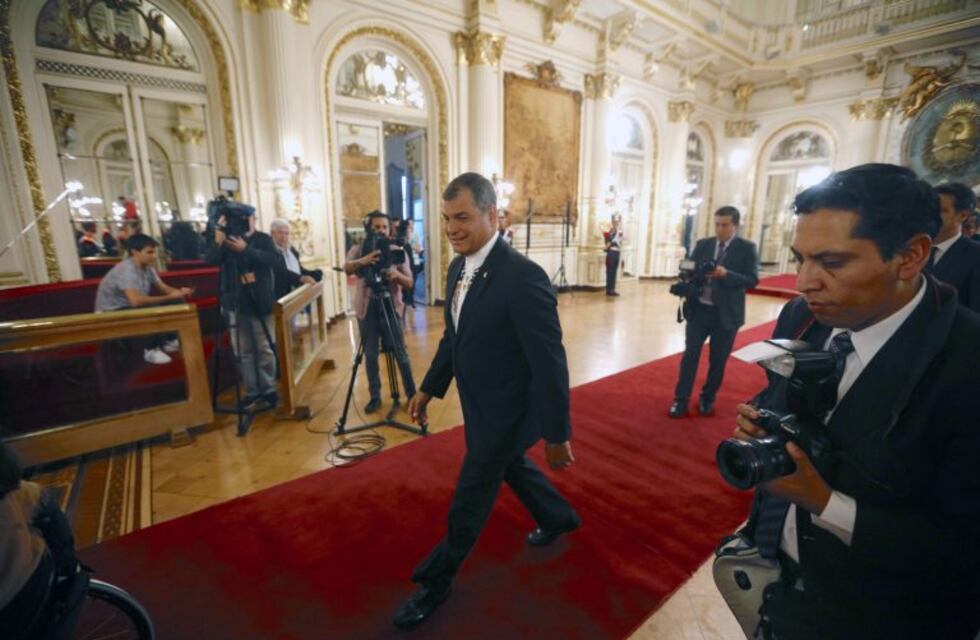 Correa se reunió con Michetti en Casa Rosada y luego visitó a Cristina Kirchner