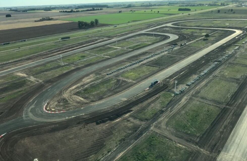 A poco más de un mes para inaugurarse, así se ve desde el aire el autódromo nicoleño