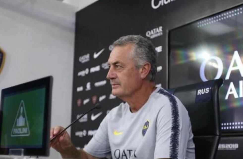 Gustavo Alfaro confirmó que Mauro Zárate será titular ante Belgrano