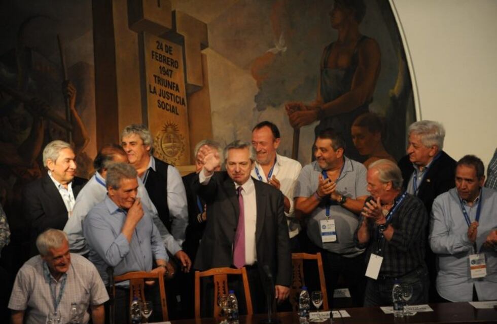 Alberto Fernández se reunió con la CGT y anticipó: "El movimiento obrero será parte del gobierno"