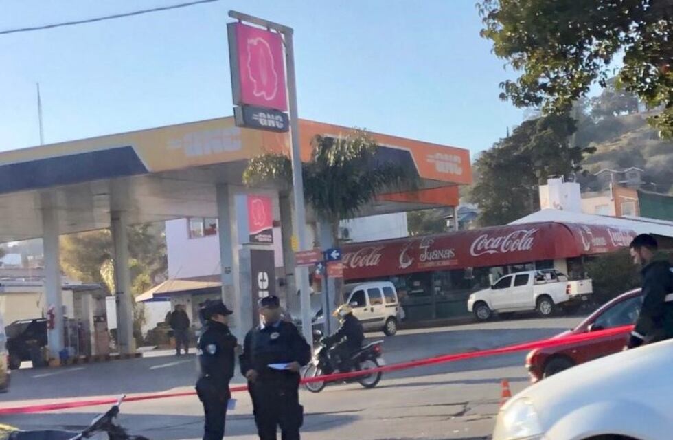 Un joven gravemente herido tras chocar con su moto