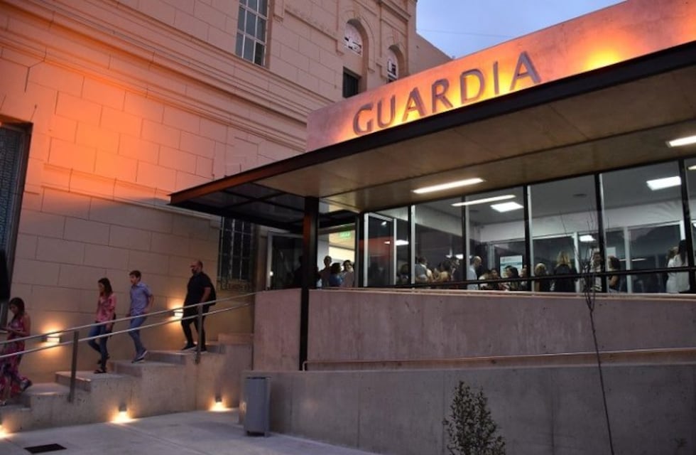 Paciente psiquiátrica agredió a médicos y causó destrozos en el hospital Cullen