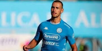 El vehículo del juvenil defensor fue sustraído en barrio San Martín el jueves por la noche\u002E