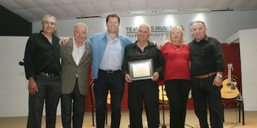 El músico Juan Carlos Niz fue reconocido por su trayectoria