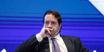 Marco Lavagna, economic adviser and son to presidential candidate Roberto Lavagna, listens during the Institute for Business Development of Argentina (IDEA) Management Week conference in Buenos Aires, Argentina, on Tuesday, Aug\u002E 27, 2019\u002E Argentina's peso fell by the most in almost two weeks after opposition leader Alberto Fernandez criticized an accord with the International Monetary Fund, saying it had failed to meet any of its objectives\u002E Photographer: Sarah Pabst/Bloomberg