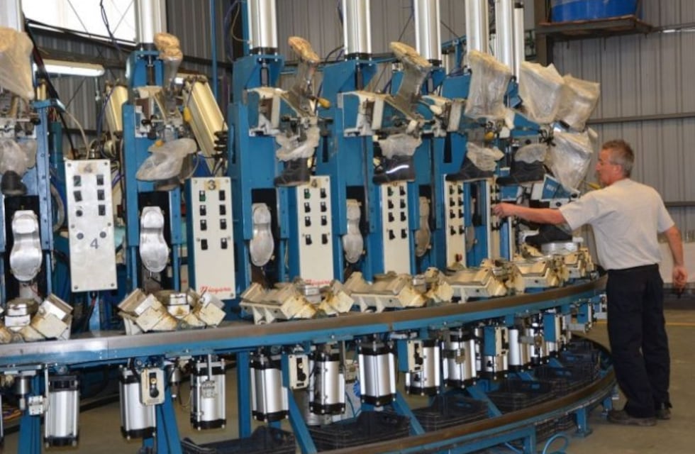 El Gobierno ahora va en busca de las empresas interesadas en dar trabajo en San Juan