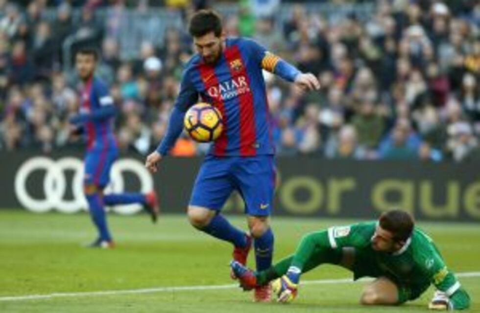 La empresa que maneja los derechos de imagen de Messi también desmintió la nota de Coach