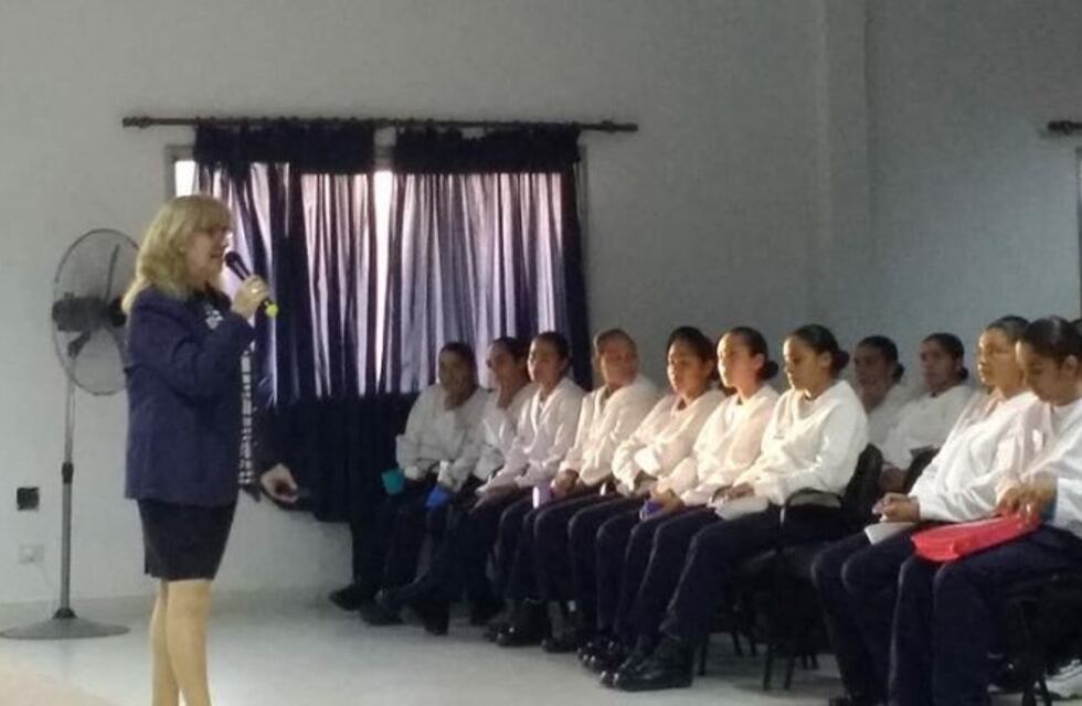 Puerto Belgrano: se realizó una charla sobre Mujeres en Malvinas