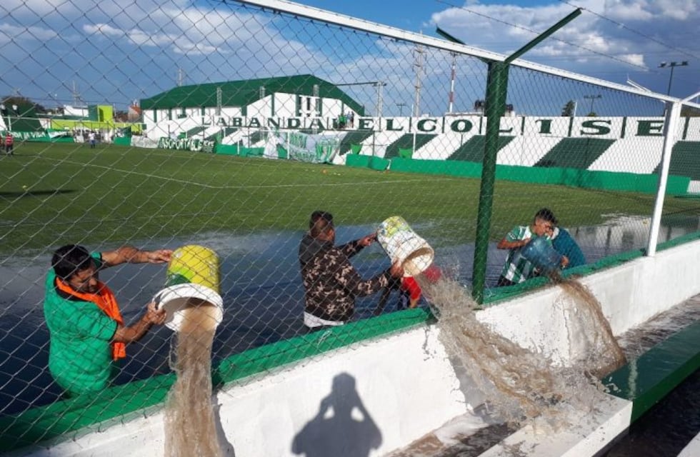 Independiente Rivadavia-Estudiantes (SL) fue suspendido por falta de luz