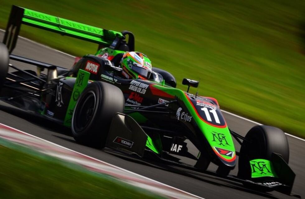 Triple podio de Sacha Fenestraz en la Fórmula 3 Japonesa