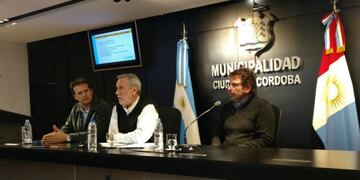 Wasiman encabezu00f3 la conferencia de prensa\u002E