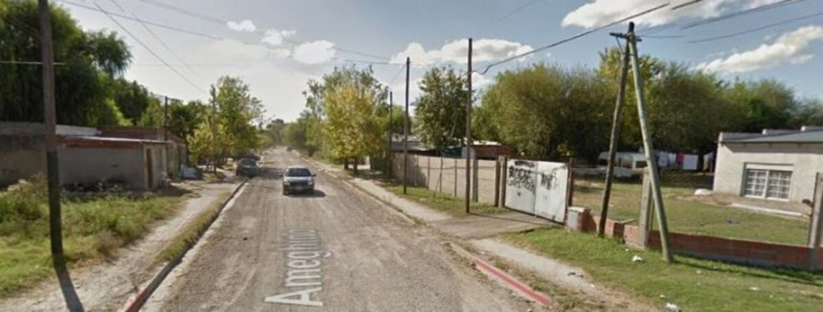 joven prendida fuego en Dolores