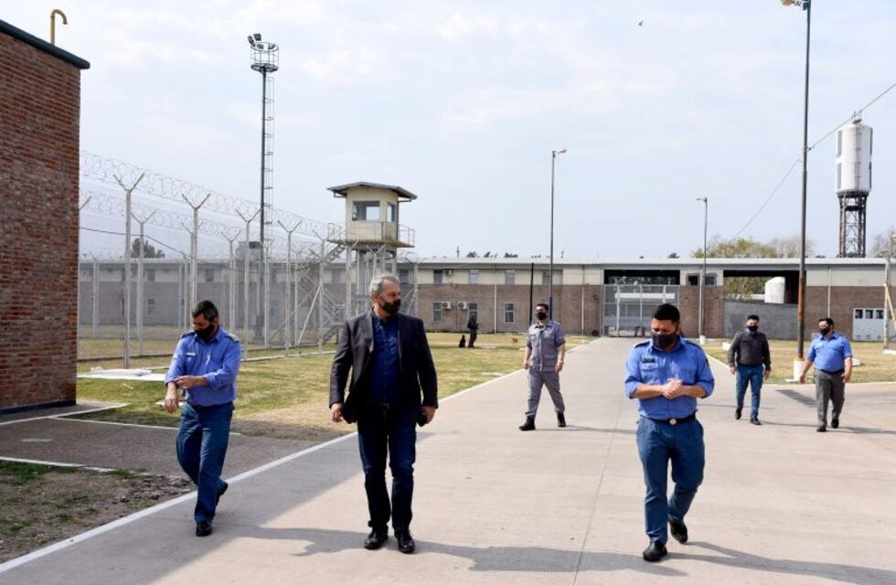 Tras los casos de coronavirus, construirán un hospital modular en la cárcel de Piñero