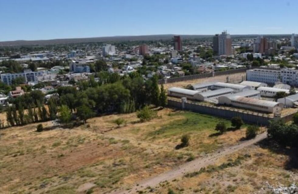 Autorizan la venta de un predio del Ejército y dos lotes del centro de Neuquén