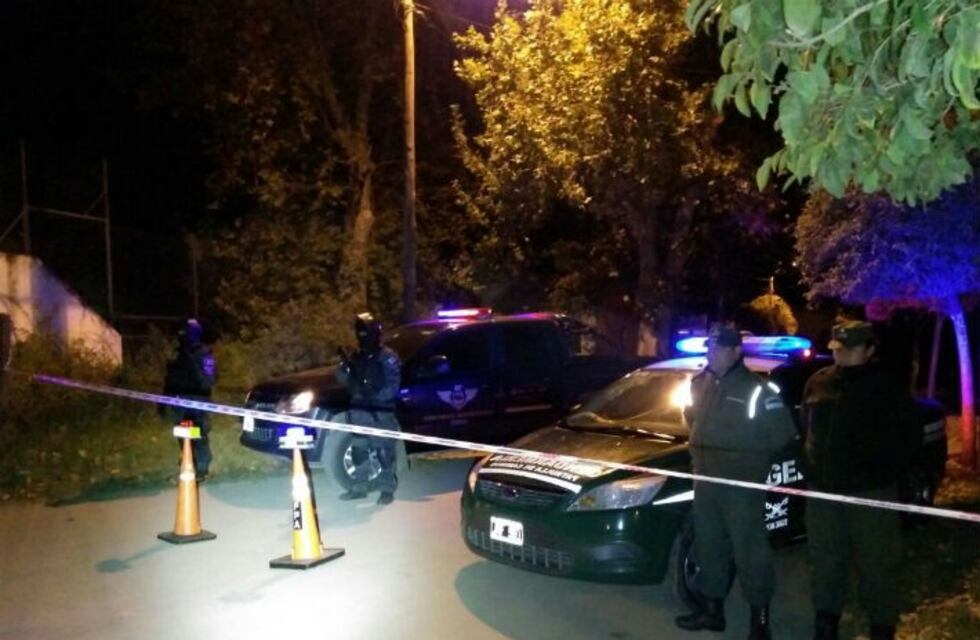 Ocultaba la droga en el termotanque y fue detenido