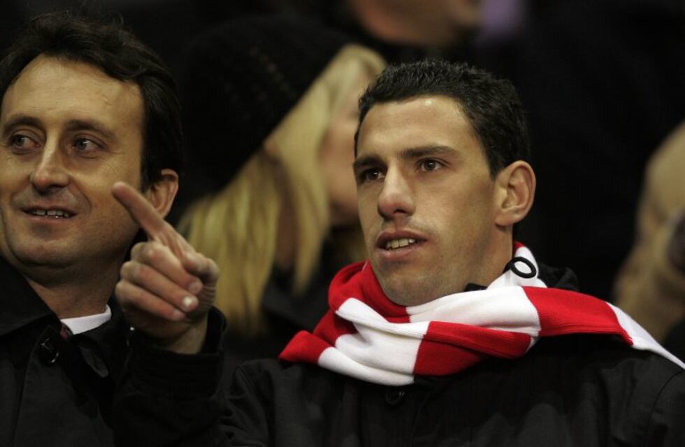 Atlético de Madrid homenajeó a Maxi Rodríguez en el Paseo de Leyendas de su nuevo estadio