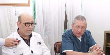 Los médicos Roberto Schwartz y Fernando Romero\u002E