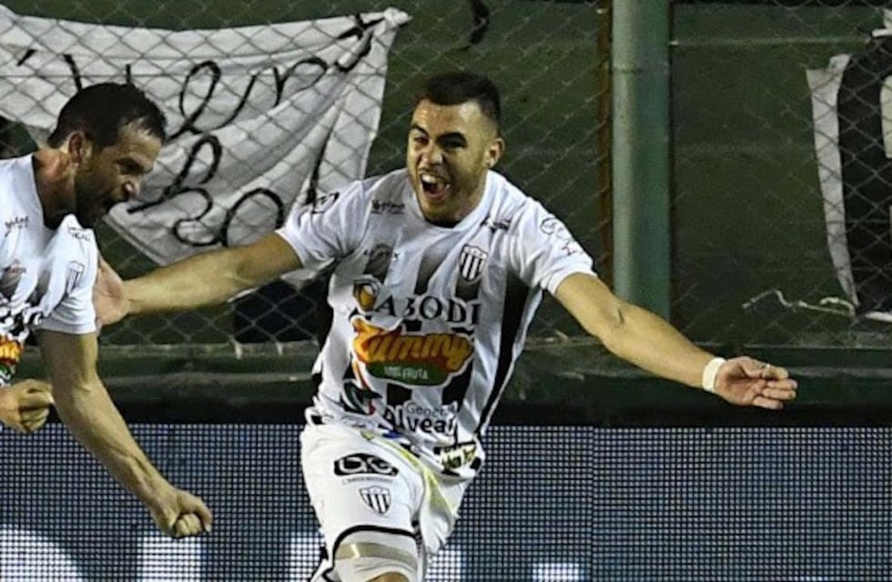 Allende se desdijo y negó los "pinchazos con agujas" a Otero