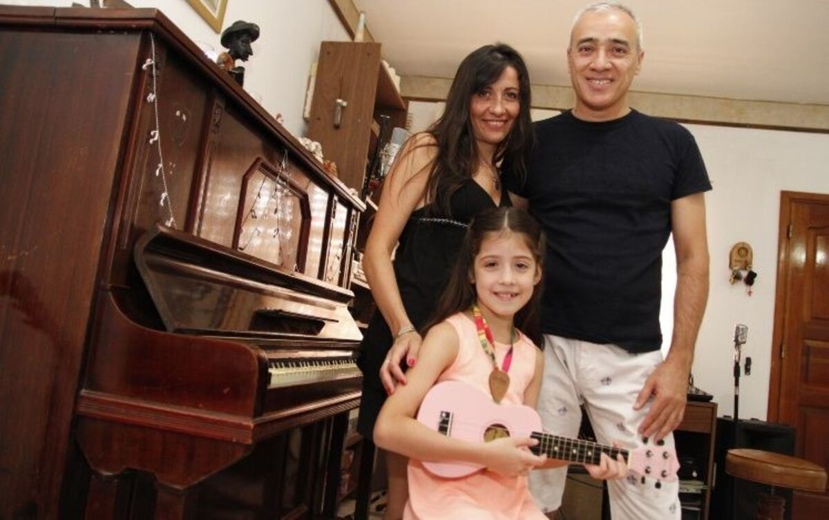 El famoso cantante también publicó en sus historias de Instagram una foto de Sol\u002E