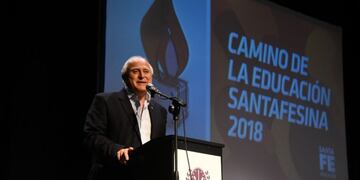 El ex intendente empezó a arengar a la tropa para la campaña de 2019\u002E (@miguellifschitz)