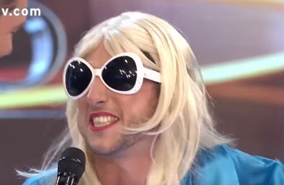 Jey Mammón llevó a "Estelita" a la pista y disparó contra todos