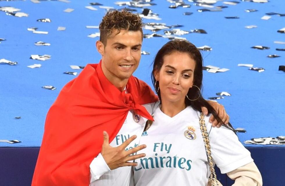 La novia de Cristiano Ronaldo se burló de Chile por no jugar el Mundial