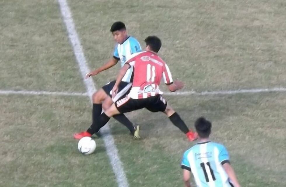 Primera A: el 9 de Freyre y Huracán son los punteros de los grupos