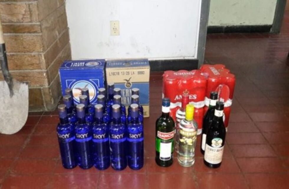 Los detuvieron por enterrar alcohol para el Día del Estudiante en San Rafael