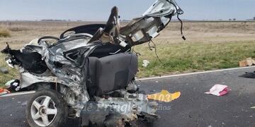 El auto quedó destruido