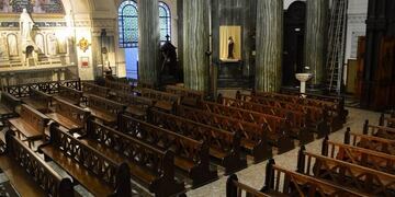 Perotti firmó el decreto que regula celebraciones religiosas en Santa Fe