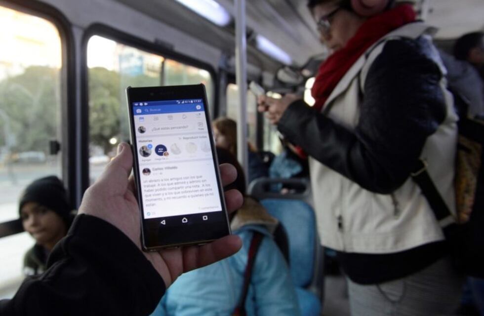 Habilitan una línea para que las mujeres puedan denunciar acoso en la vía pública