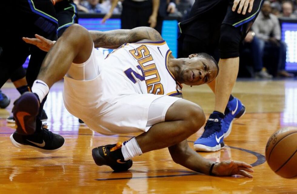Escalofriante fractura de tobillo de Canaan en un partido de la NBA