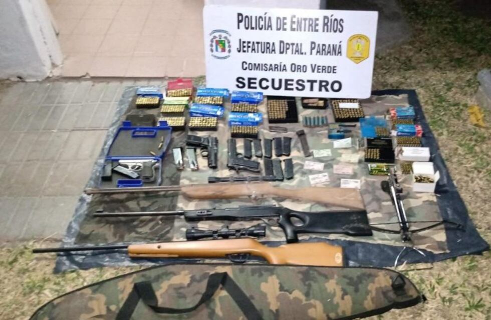 Oro Verde: en un allanamiento efectivos policiales hallaron un arsenal