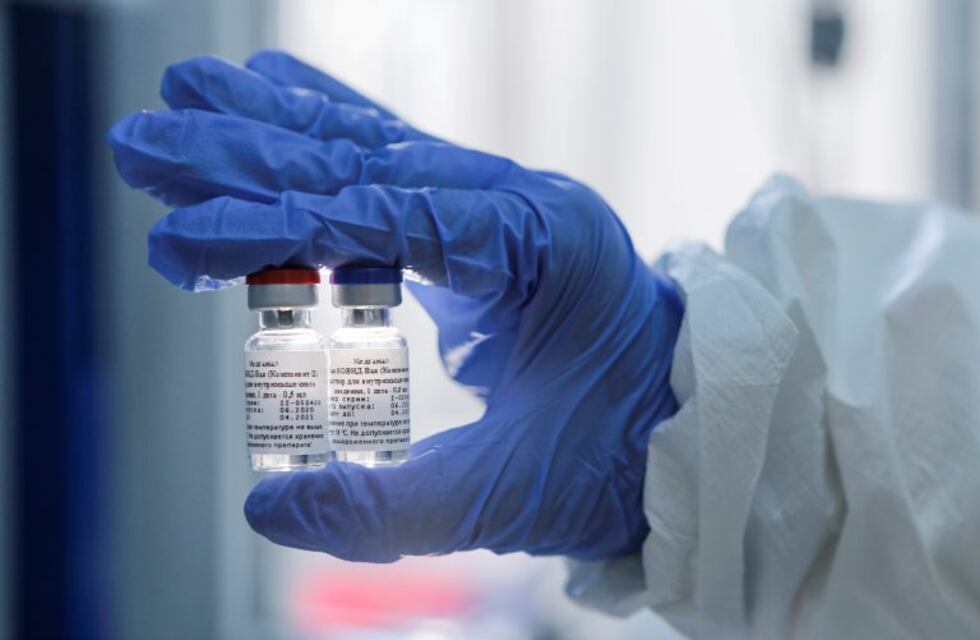 Rusia planea vacunar a las personas mayores contra el coronavirus la próxima semana