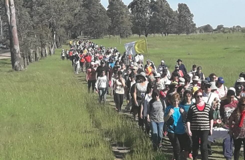 Peregrinación de Punta Alta a Villa Arias