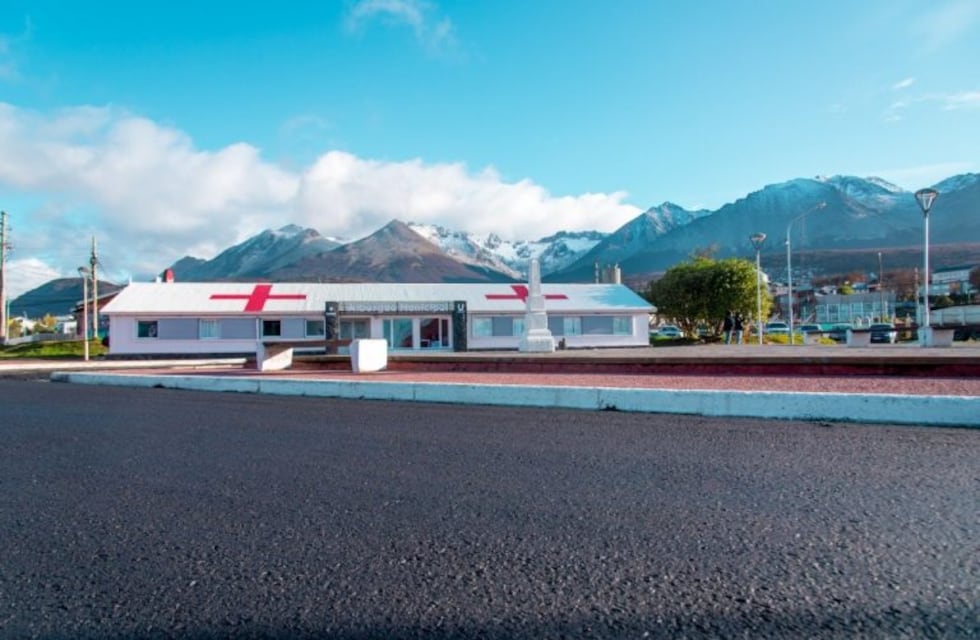 La Municipalidad repavimenta la circulación interna del Polo Sanitario de Ushuaia