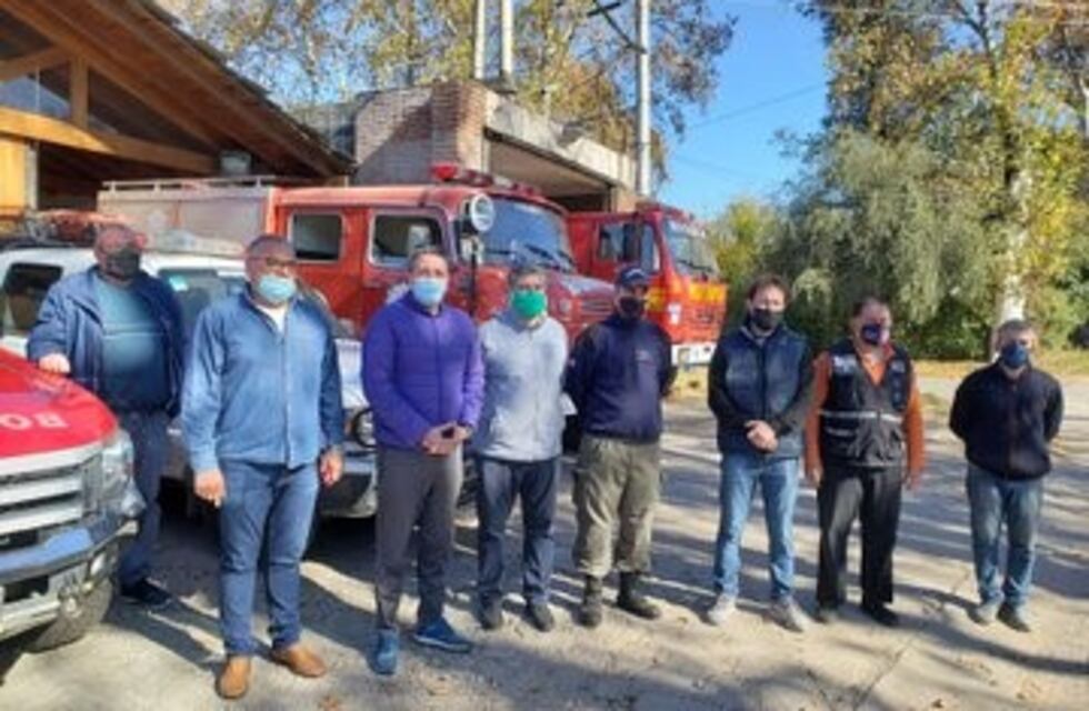 Remodelaron el cuartel de bomberos de Mendiolaza, con un homenaje