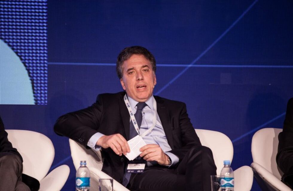 Nicolás Dujovne: "No hay una pérdida para los jubilados"