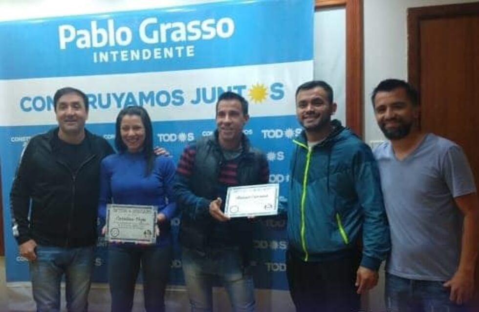 El intendente recibió a los colaboradores en la corrida atlética por el 134° aniversario