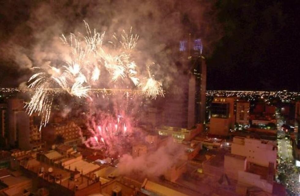 Una multitud celebró el cumpleaños 466 de la ciudad