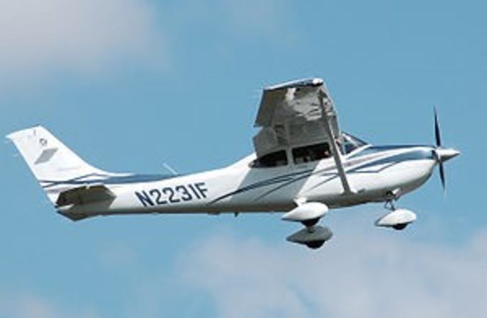 Insólito: un piloto se equivocó de pista y aterrizó en el aeropuerto de Santa Fe que está cerrado por obras