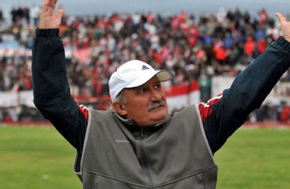 Carlos Sperdutti no es más el técnico de Maipú