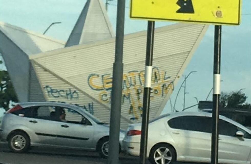 Rosario Central se hará cargo de los arreglos tras el vandalismo ocasionado en la caravana canalla