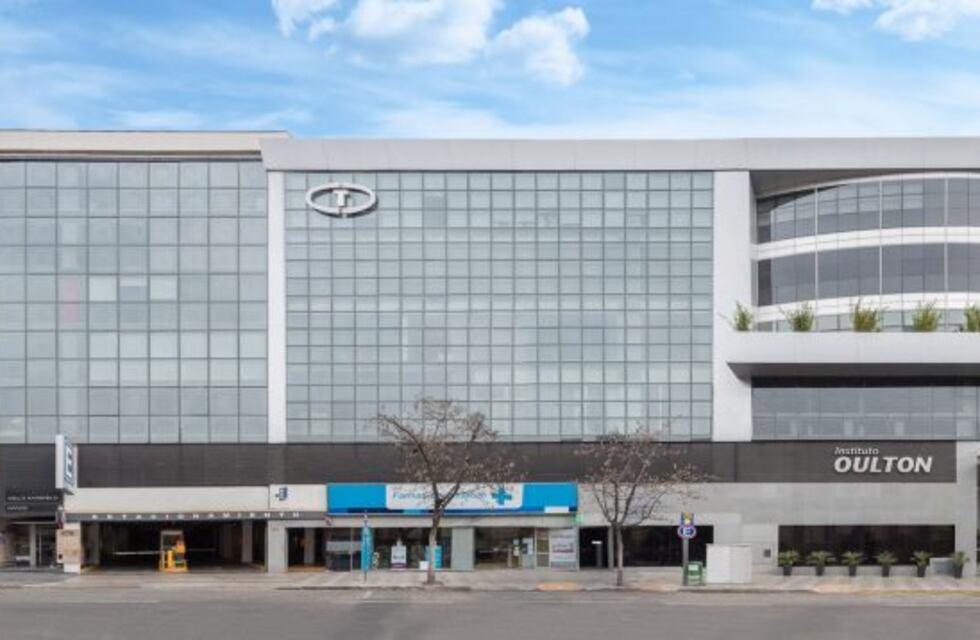Personal médico con coronavirus: un caso positivo en el Oulton y cerraron la terapia del Hospital Pediátrico