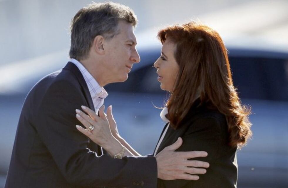 Macri, Cristina y la puja por el centro del ring